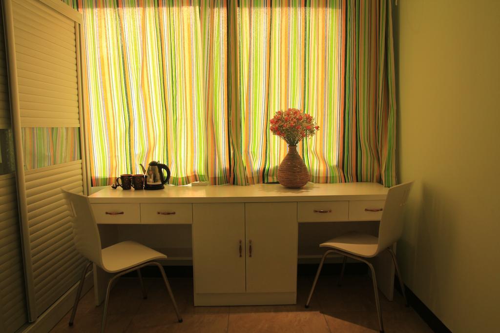 יאנג שואו Tiffany Hostel חדר תמונה